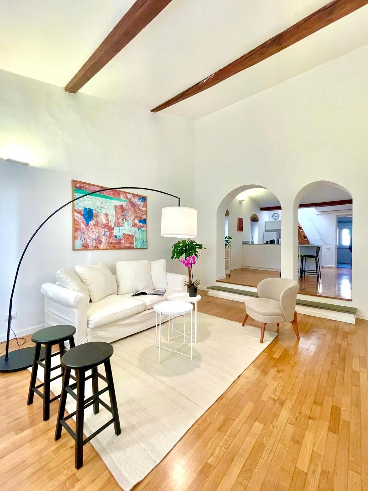 Susannas Lovely New Apartment リヴォルノ エクステリア 写真