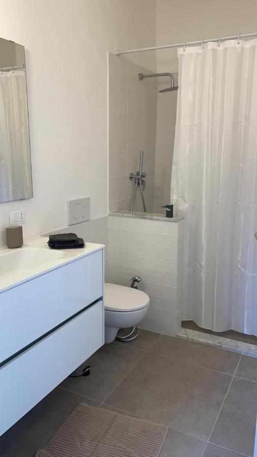 Susannas Lovely New Apartment リヴォルノ エクステリア 写真