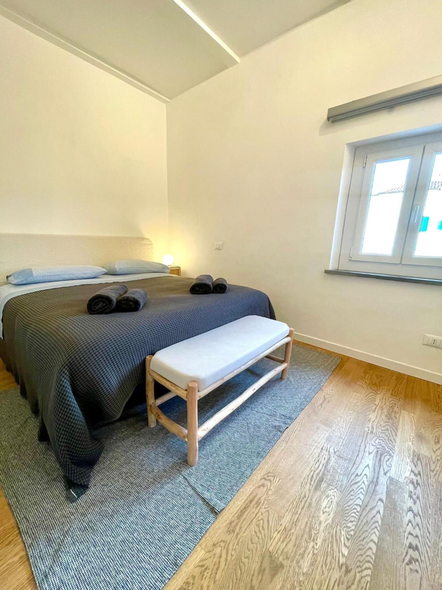 Susannas Lovely New Apartment リヴォルノ エクステリア 写真